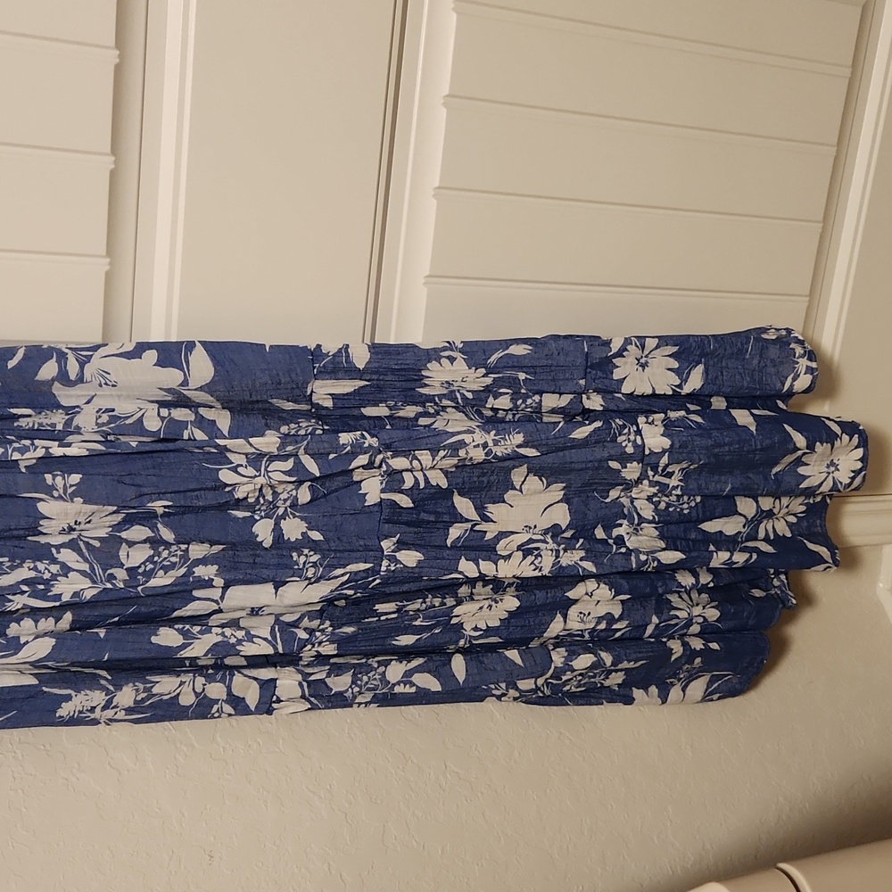 Blue floral dress open back - Picture 6 of 6